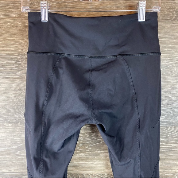 Lululemon reflective leggings high rise EUC Size 6 - Picture 16 of 16